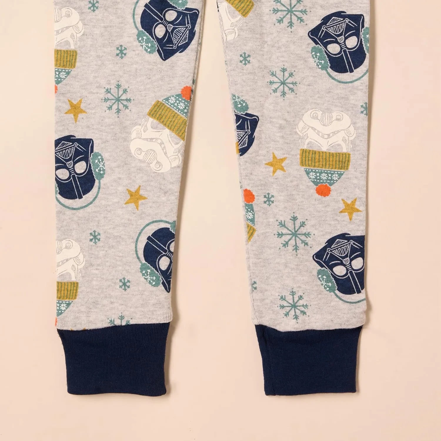 Amazon Essentials Disney | Marvel | Star Wars Unisex Kids' Snug-Fit Cotton Pajamas